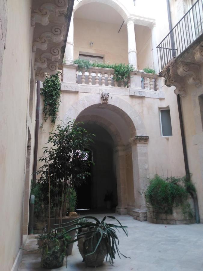 Ortigia Family House Apartment Syracuse Exterior photo