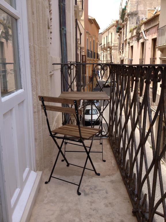 Ortigia Family House Apartment Syracuse Exterior photo