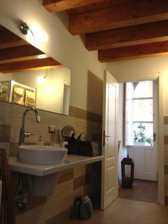 Ortigia Family House Apartment Syracuse Exterior photo